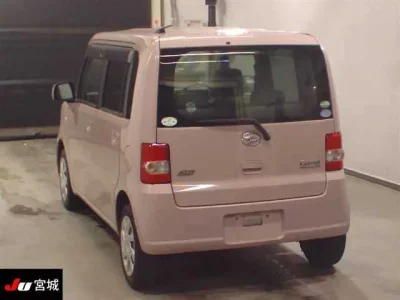 Daihatsu MOVE CONTE