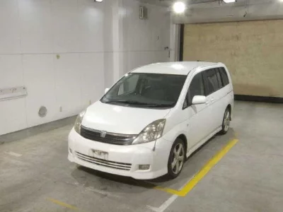 Toyota ISIS