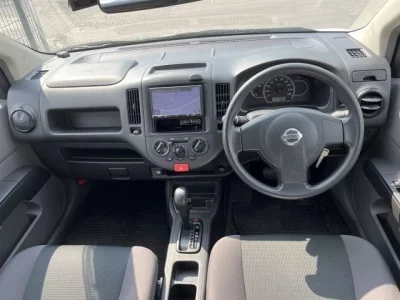 Nissan AD