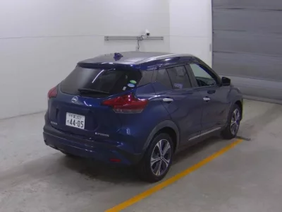 Nissan KIX