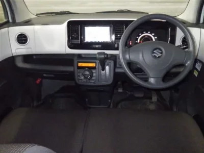 Suzuki MRWAGON
