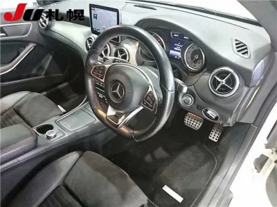 Mercedes-Benz CLA CLASS