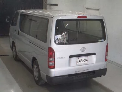 Toyota HIACE VAN