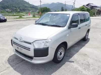 Toyota SUCCEED