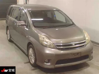 Toyota ISIS