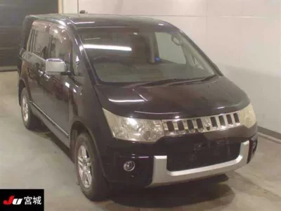 Mitsubishi DELICA D5