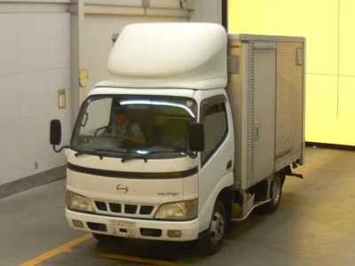 Hino DUTRO