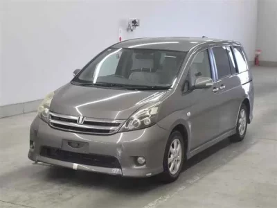 Toyota ISIS