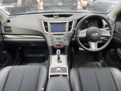 Subaru LEGACY B4