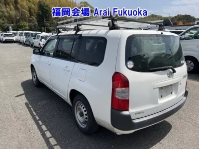 Toyota SUCCEED
