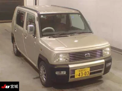 Daihatsu NAKED