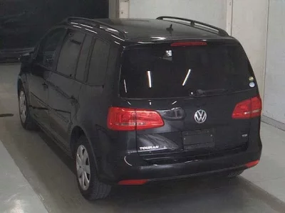 Volkswagen GOLF TOURAN