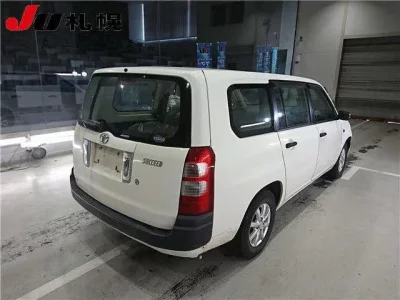 Toyota SUCCEED