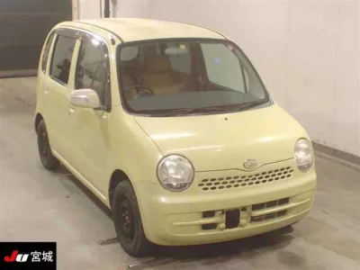 Daihatsu MOVE LATTE