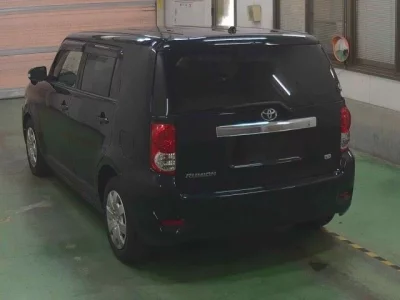 Toyota COROLLA RUMION