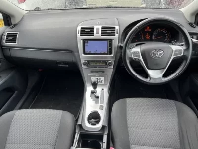 Toyota AVENSIS WAGON