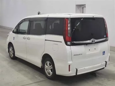 Toyota ESQUIRE