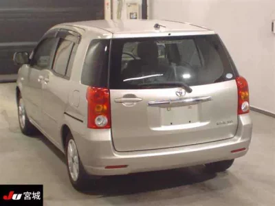 Toyota RAUM