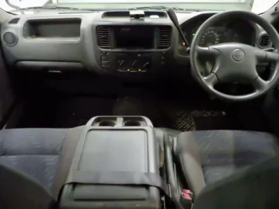 Isuzu COMO