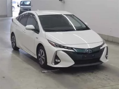 Toyota PRIUS PHV