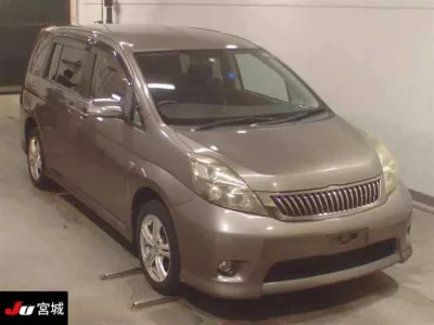 Toyota ISIS