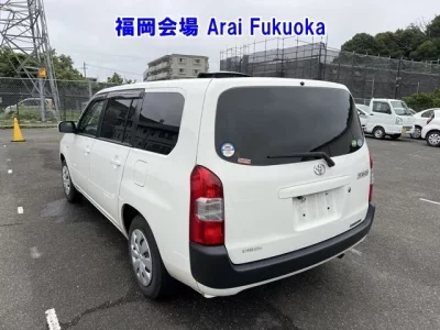 Toyota SUCCEED