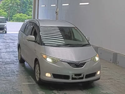 Toyota ESTIMA HYBRID