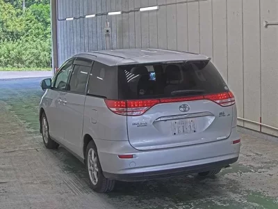 Toyota ESTIMA HYBRID