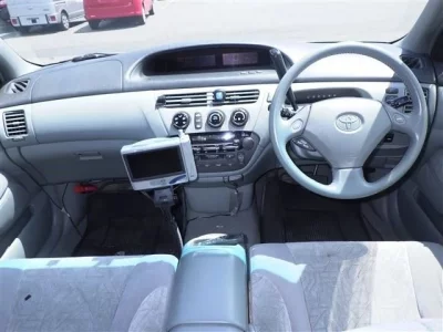 Toyota VISTA ARDEO