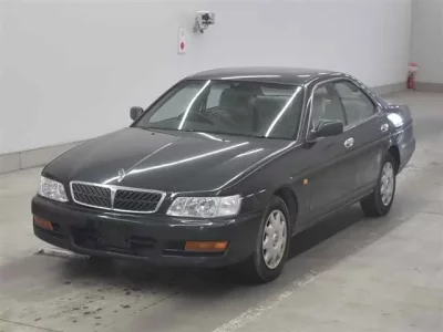 Nissan LAUREL