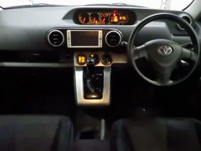 Toyota COROLLA RUMION