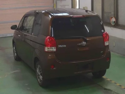 Toyota PORTE