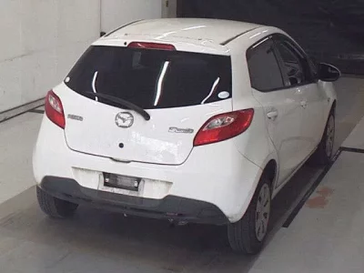 Mazda DEMIO