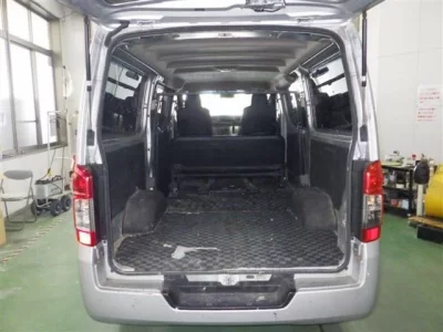 Nissan CARAVAN VAN