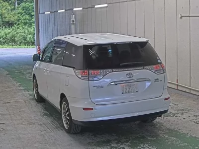 Toyota ESTIMA HYBRID