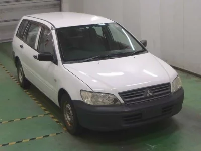 Mitsubishi LANCER VAN