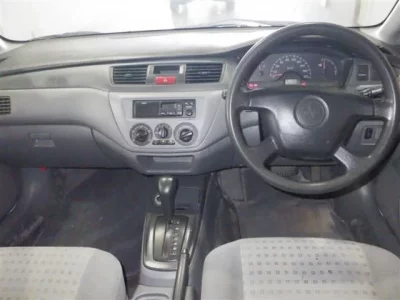 Mitsubishi LANCER VAN
