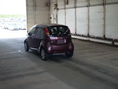 Mitsubishi I