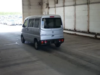 Nissan CLIPPER VAN