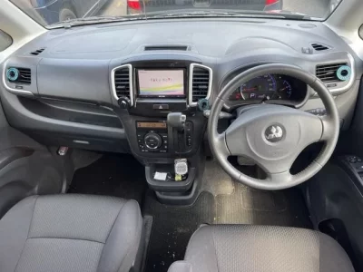 Mitsubishi DELICA D2