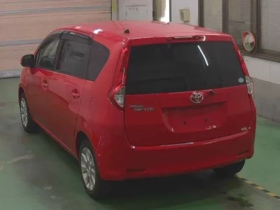 Toyota PASSO SETTE