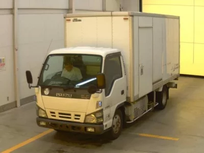Isuzu ELF