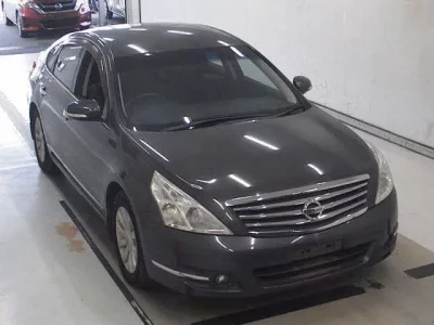 Nissan TEANA