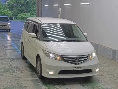 Honda ELYSION