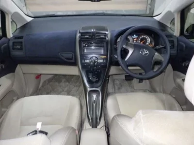 Toyota BLADE