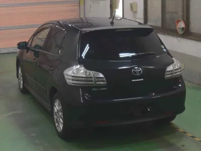 Toyota BLADE