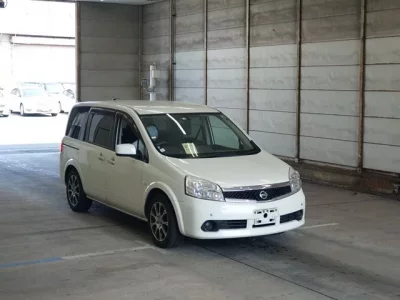 Nissan LAFESTA