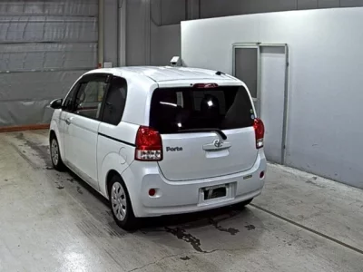 Toyota PORTE
