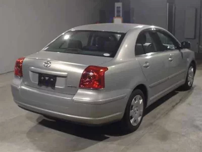 Toyota AVENSIS SEDAN