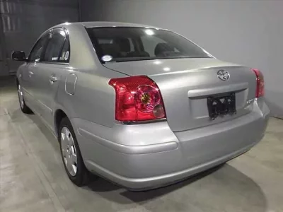 Toyota AVENSIS SEDAN
